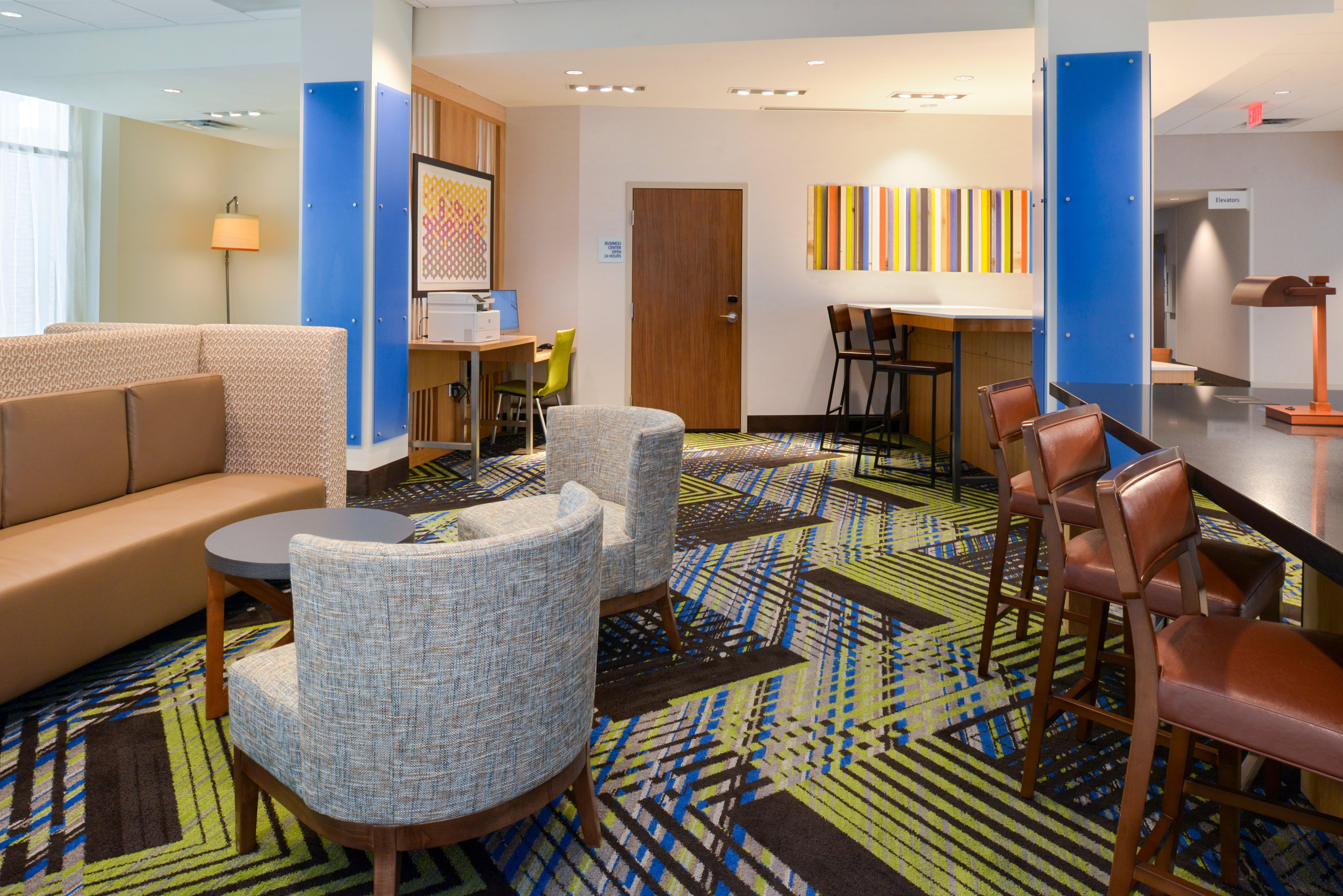 Holiday Inn Express & Suites - Ottumwa By Ihg Esterno foto
